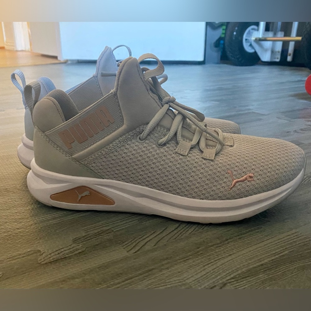 Puma Enzo 2 - gray/rose gold - women’s size 7